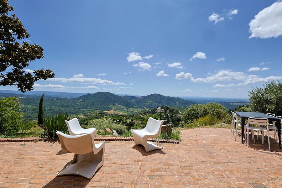 Property photo 1 of 30