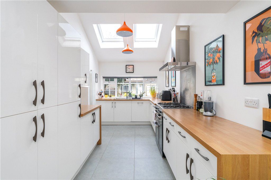 Property photo 2 of 27 Kitchen
