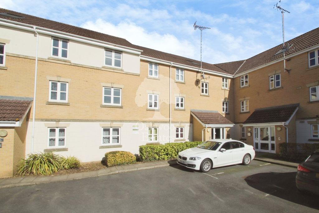 Property photo 1 of 9