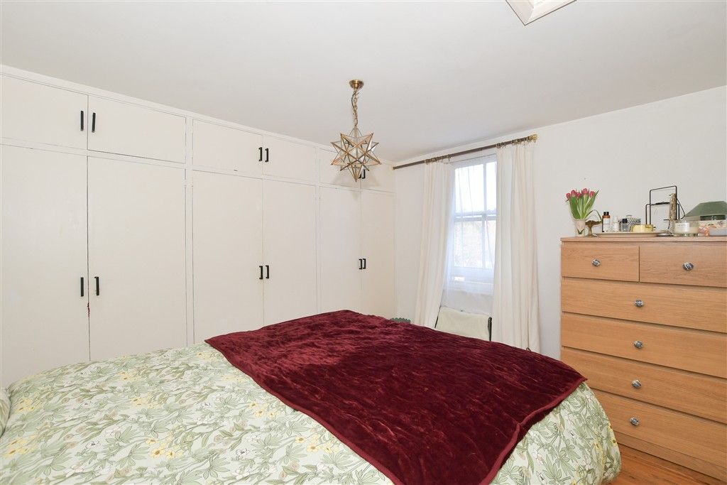 Property photo 2 of 10 Bedroom 1