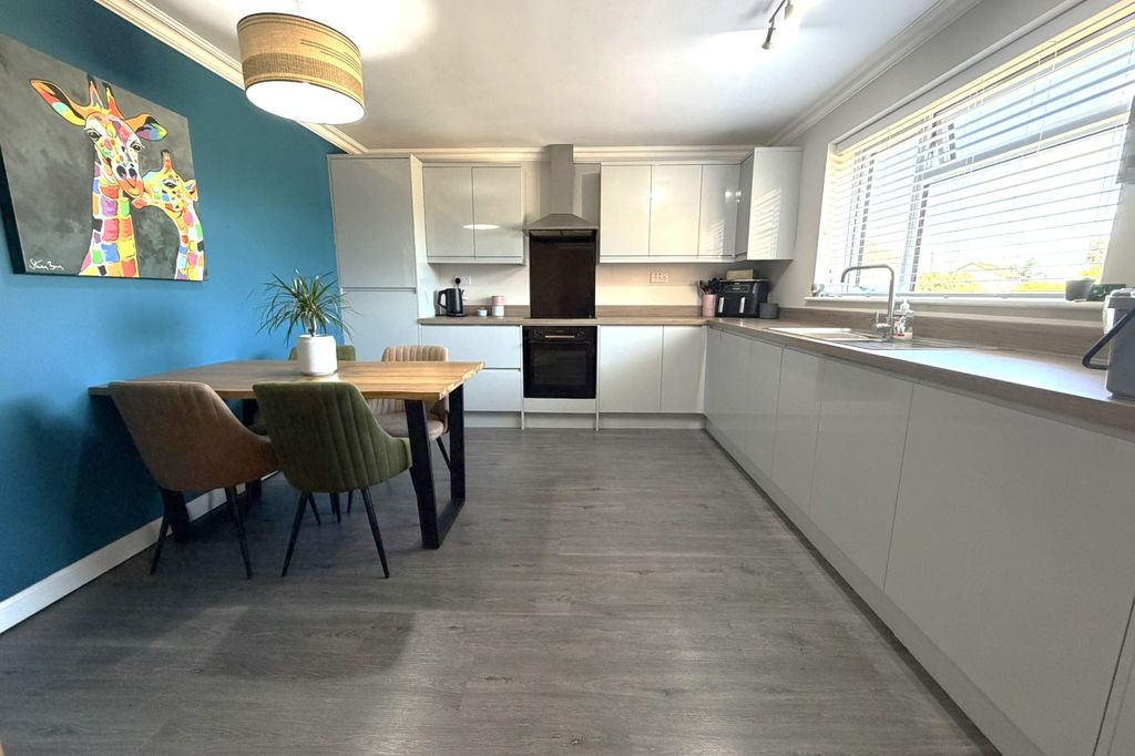 Property photo 2 of 16 A Kitchen