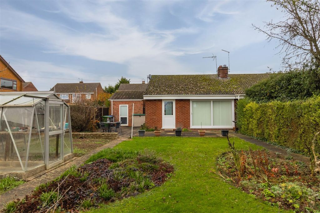 Property photo 1 of 19