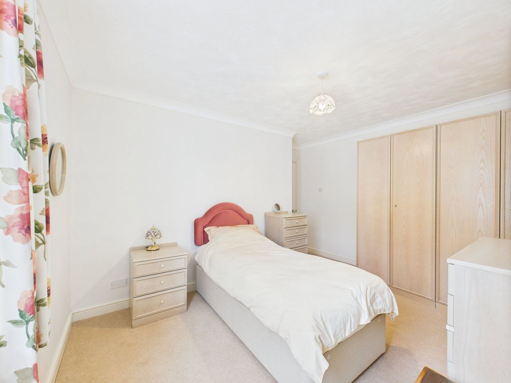 Additional image 9 of 3 bed flat for saleAlta Vista Road, Roundham, Paignton TQ4