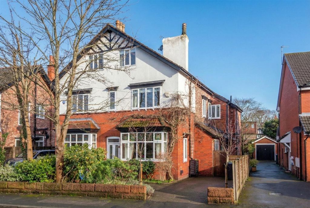 Property photo 1 of 32 Main