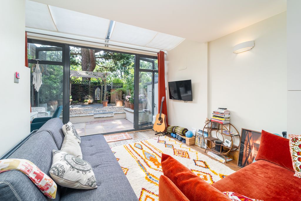 Property photo 1 of 12 Ndb08234-Edit