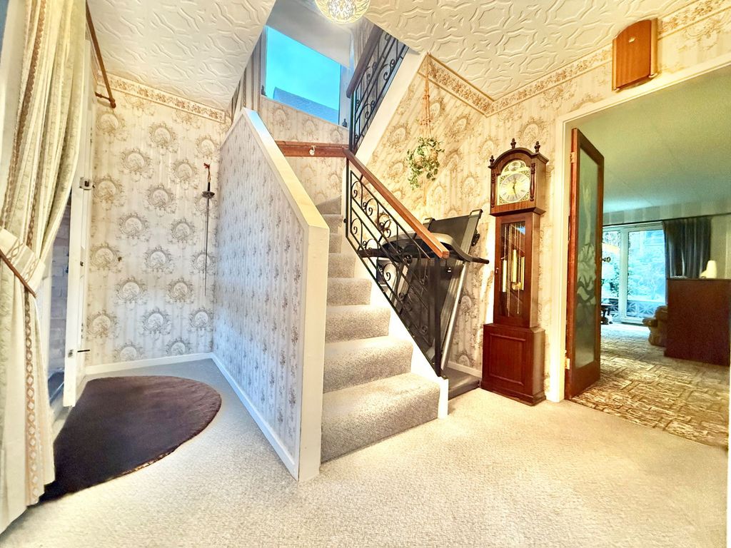 Property photo 3 of 23