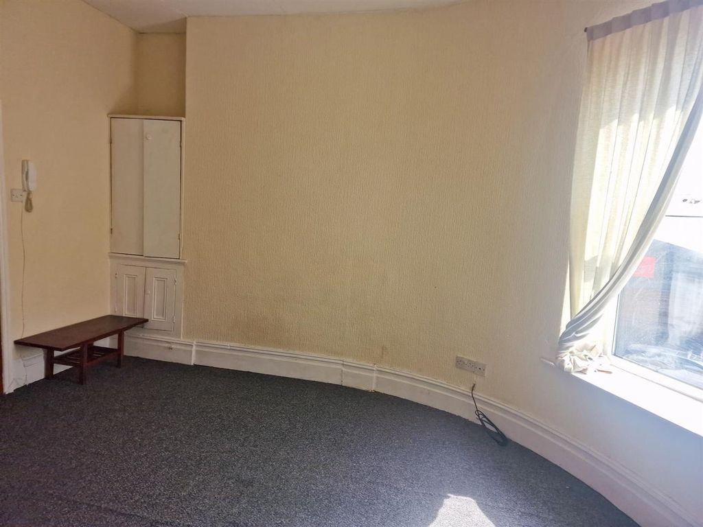 Property photo 2 of 3 Flat 1, 26 Lytham Road Front Room.Jpg