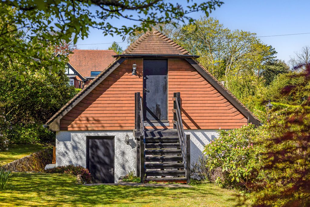 Additional image 31 of 5 bed detached house for saleRockfield Road, Oxted RH8