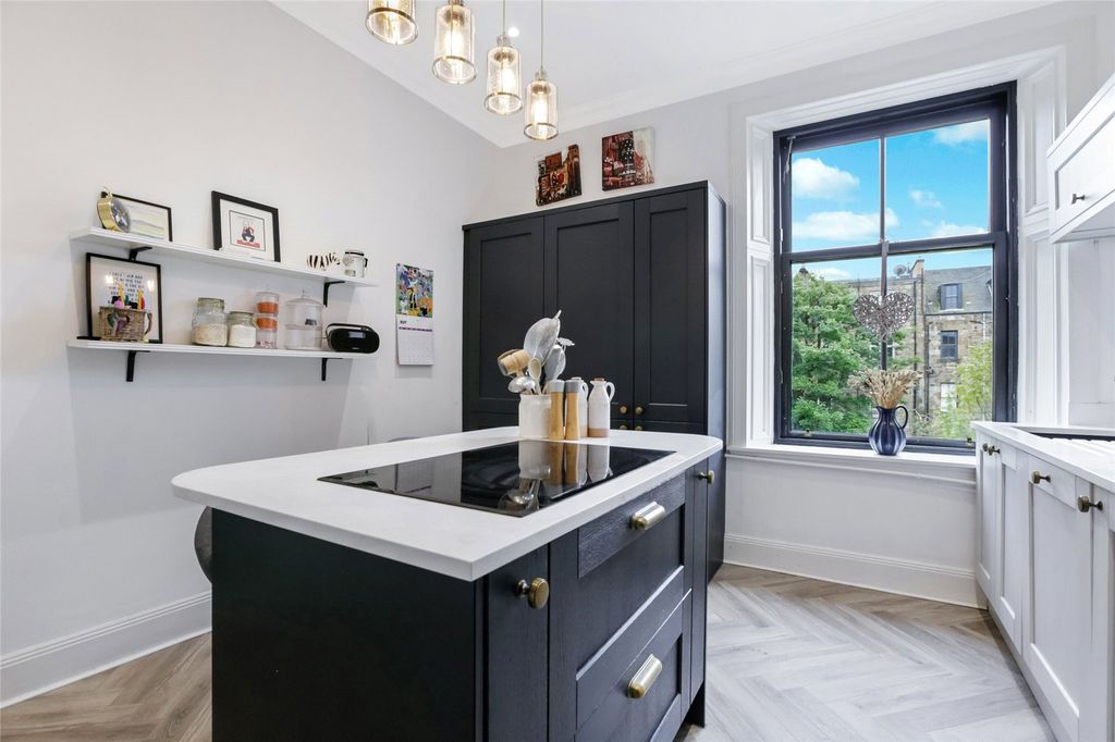 Additional image 10 of 2 bed flat for saleBelhaven Terrace, Dowanhill, Glasgow G12