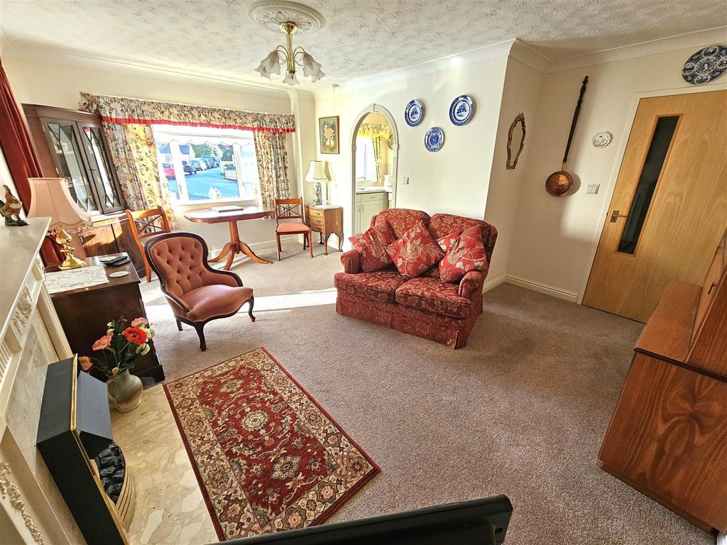 Property photo 2 of 10 Living Area.Jpg