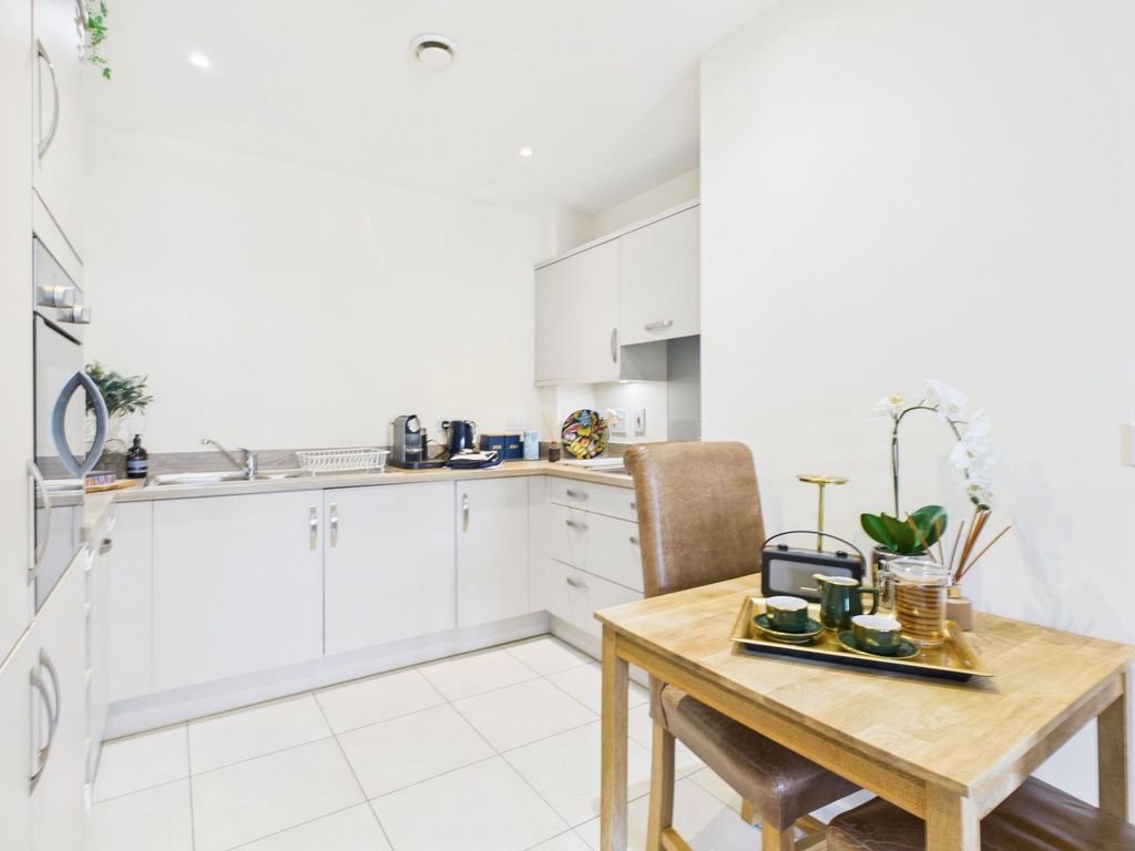 Property photo 3 of 14