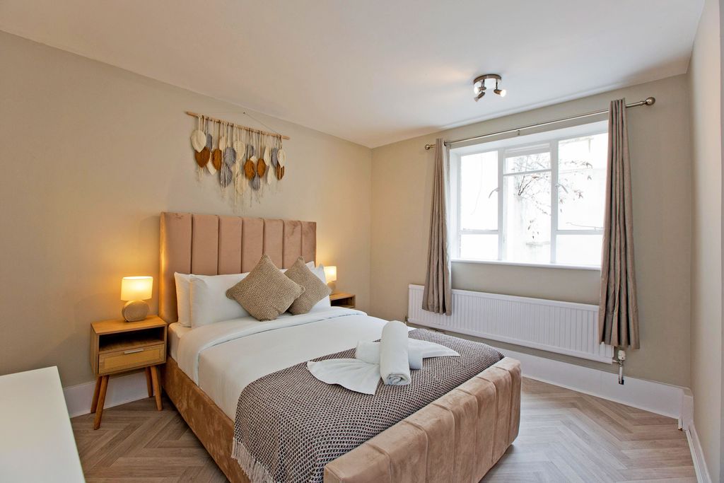Property photo 1 of 13 Leinster 10 - 2-1263