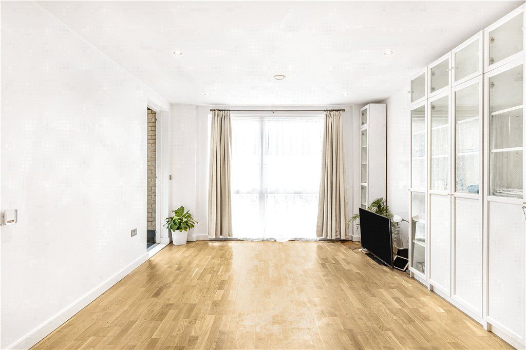 Property photo 2 of 14 Reception Room