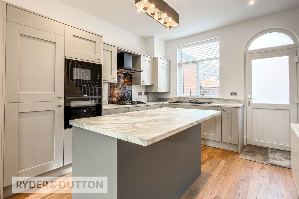 Property photo 1 of 16 Kitchen