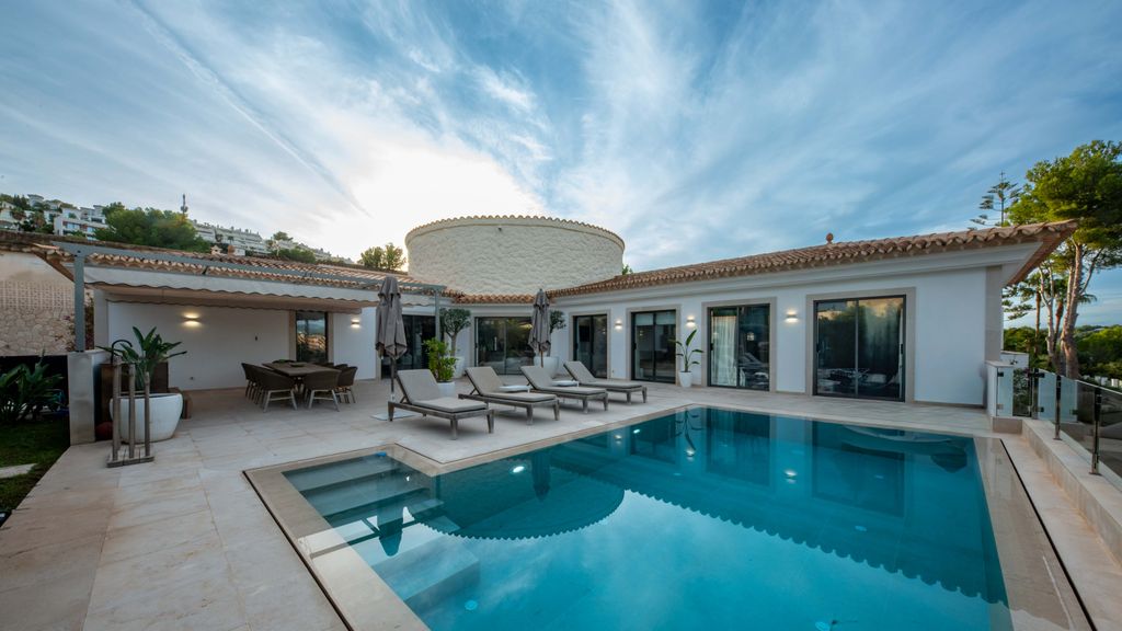 Property photo 1 of 28 82350 Small-5.Jpg