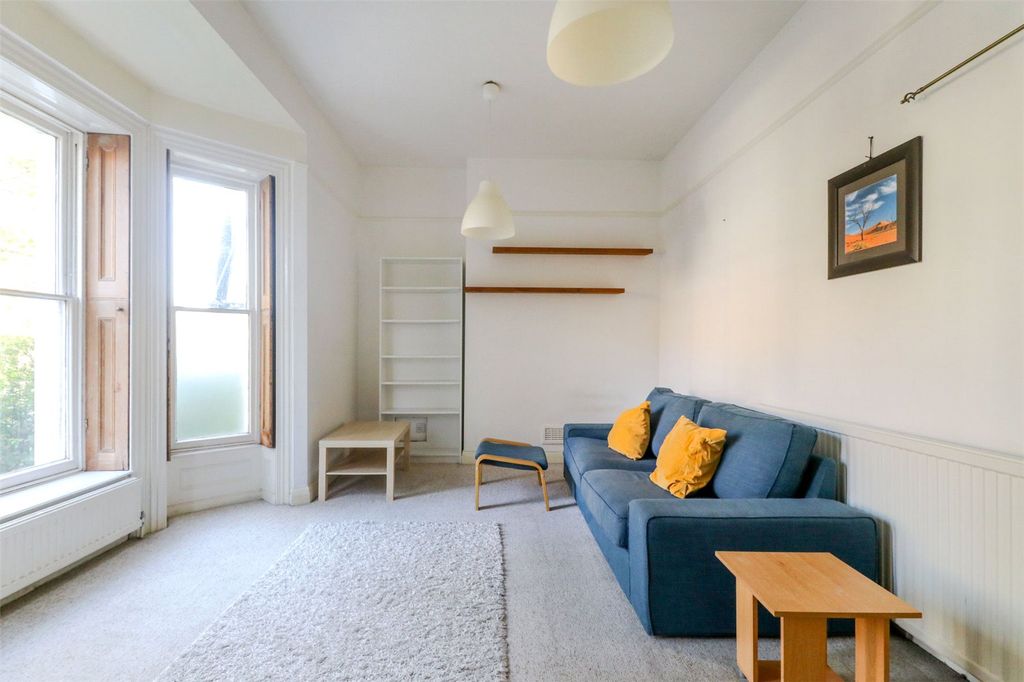 Property photo 1 of 19 Picture No. 15