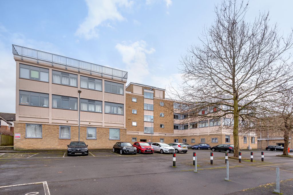 Property photo 1 of 7 1