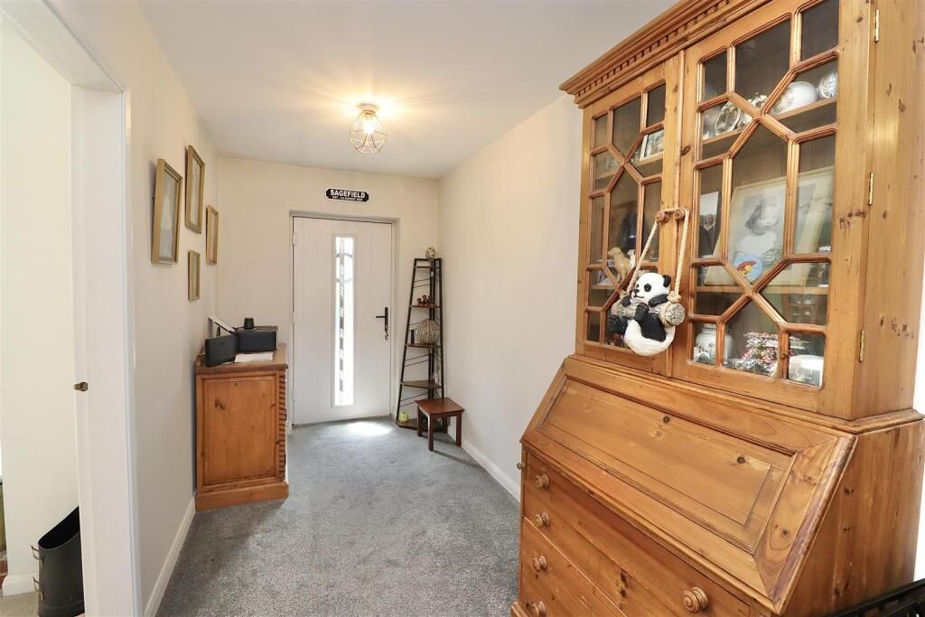 Property photo 2 of 18