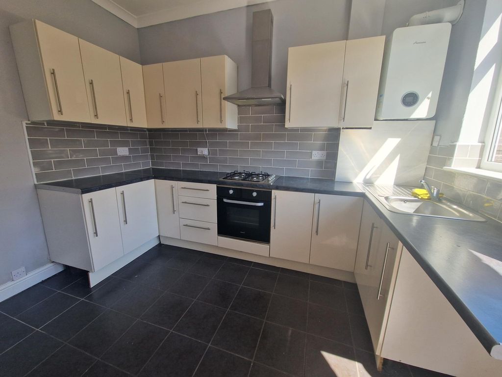 Property photo 3 of 7 Image