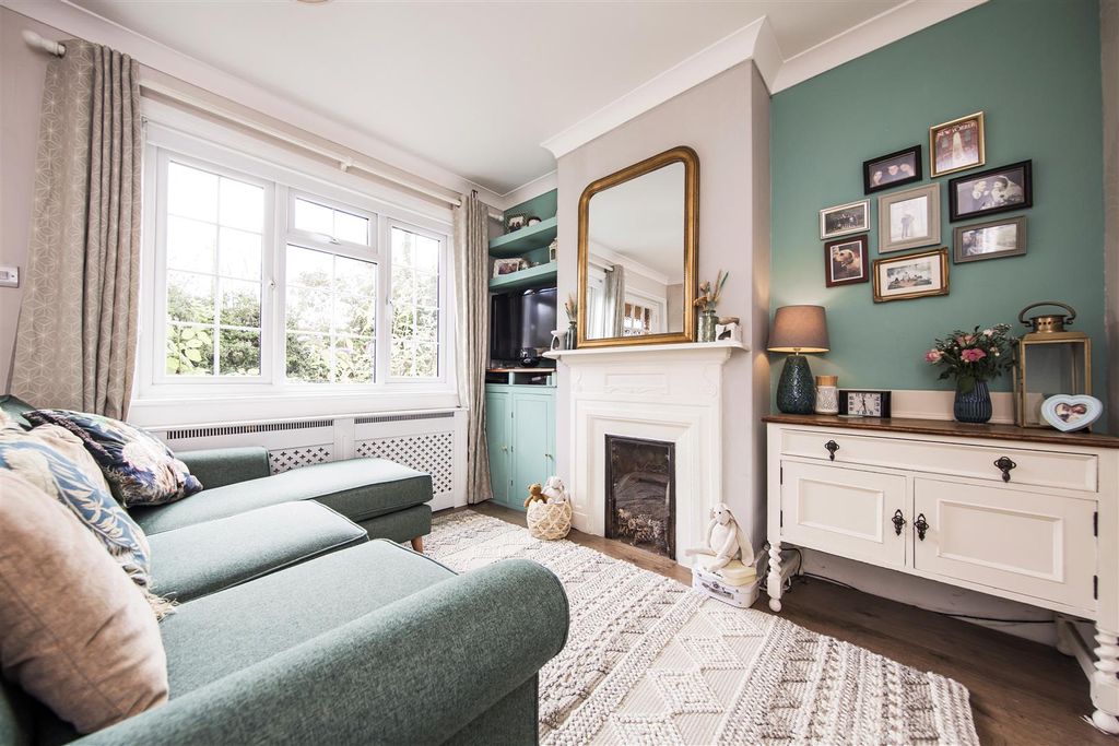 Property photo 2 of 12 Homevale_3.Jpg