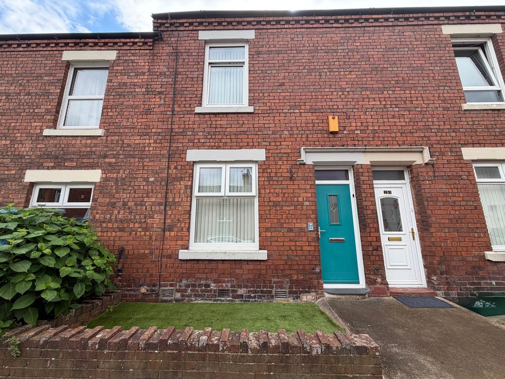 Property photo 1 of 11 Front