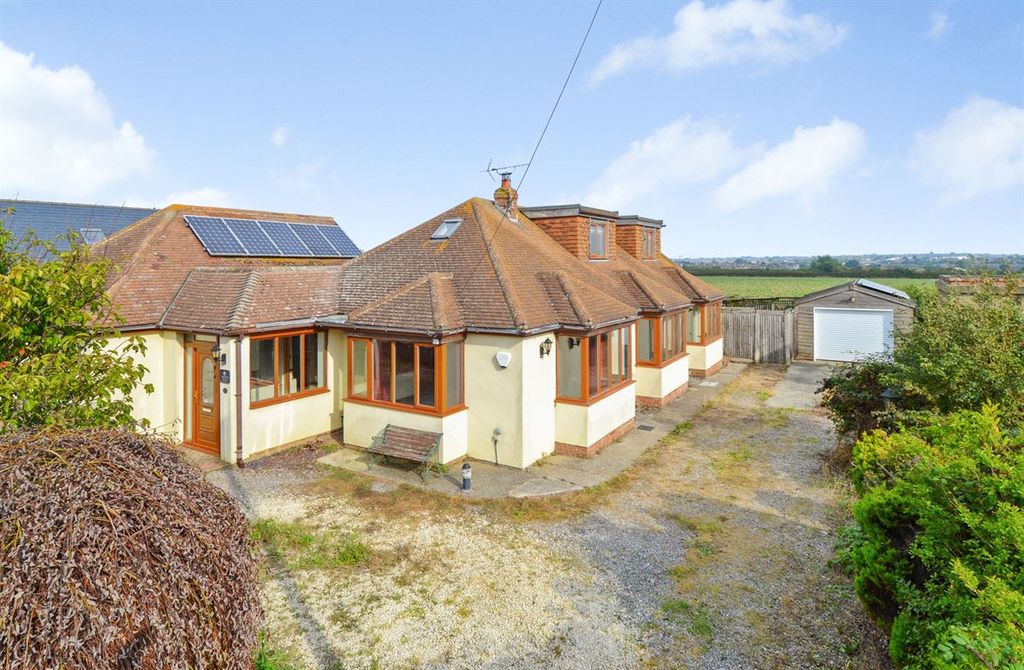 Property photo 1 of 32
