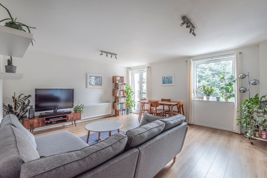 Property photo 2 of 21 Photo 1