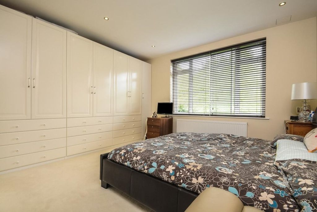 Property photo 2 of 5 Picture No. 02