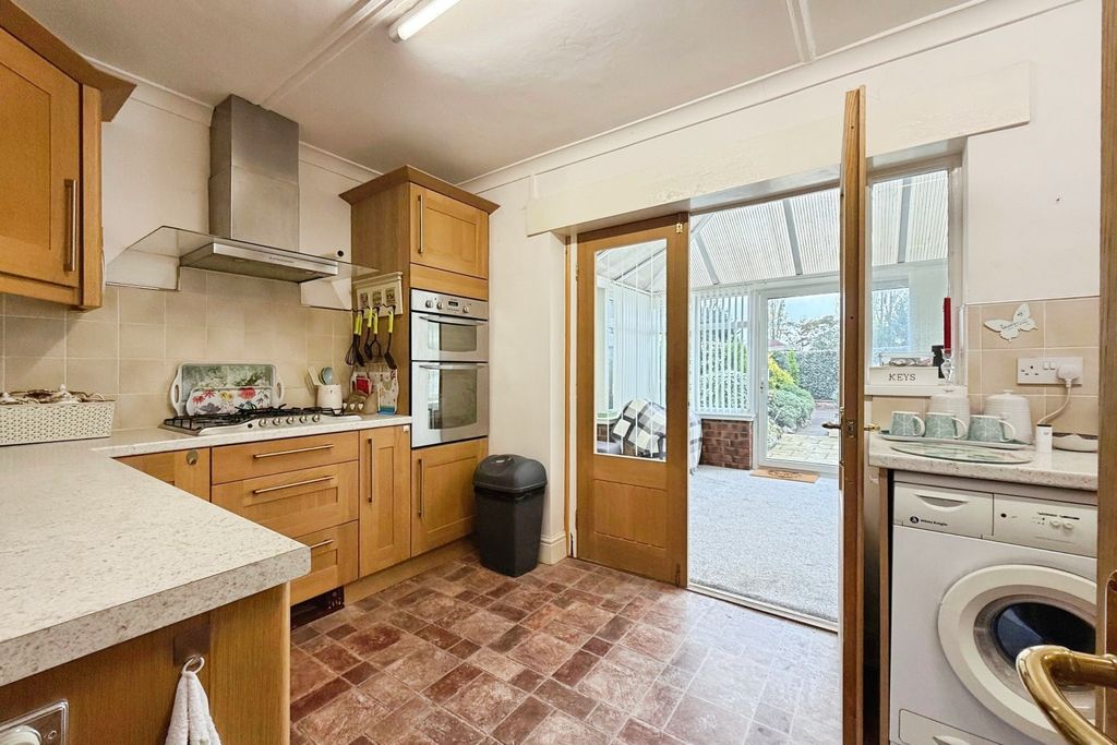 Property photo 3 of 16 4546227