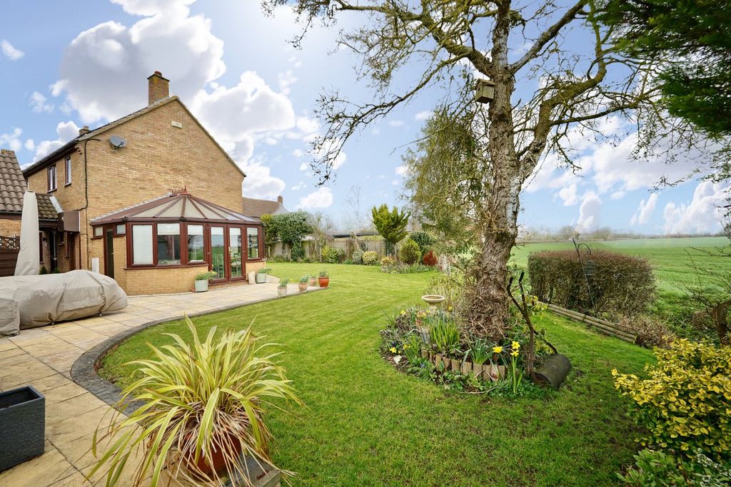 Property photo 3 of 24