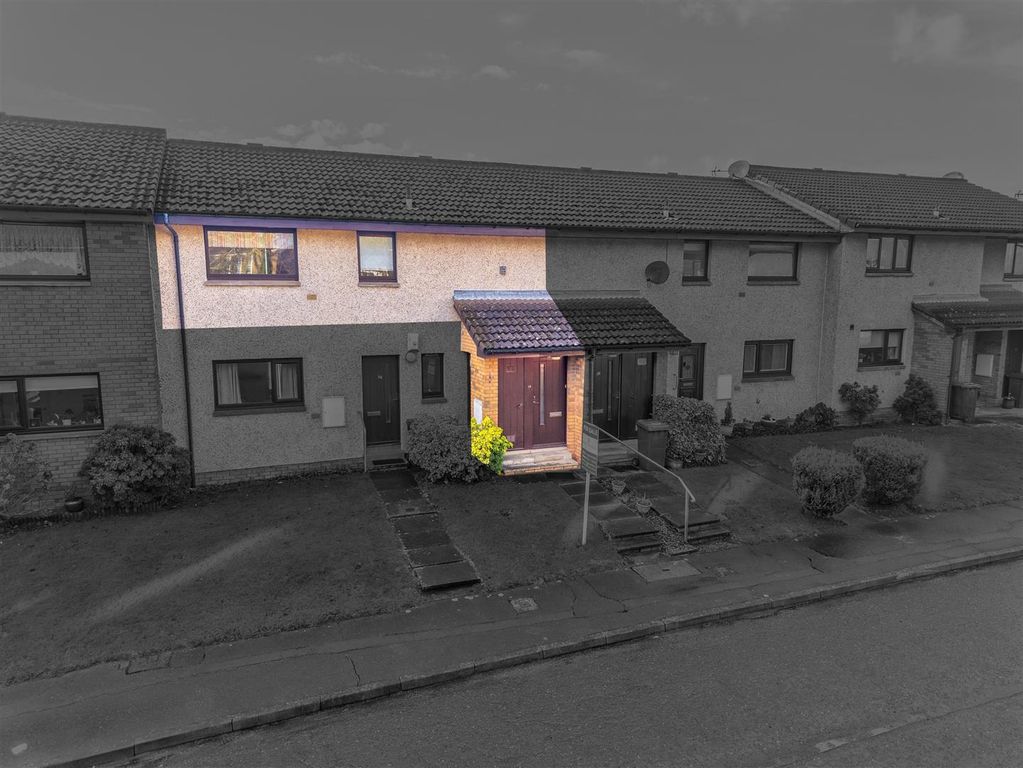 Property photo 1 of 11 14 Laidon Terrace Dundee-3.Jpg