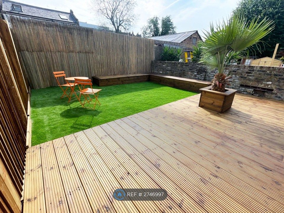 Property photo 3 of 12