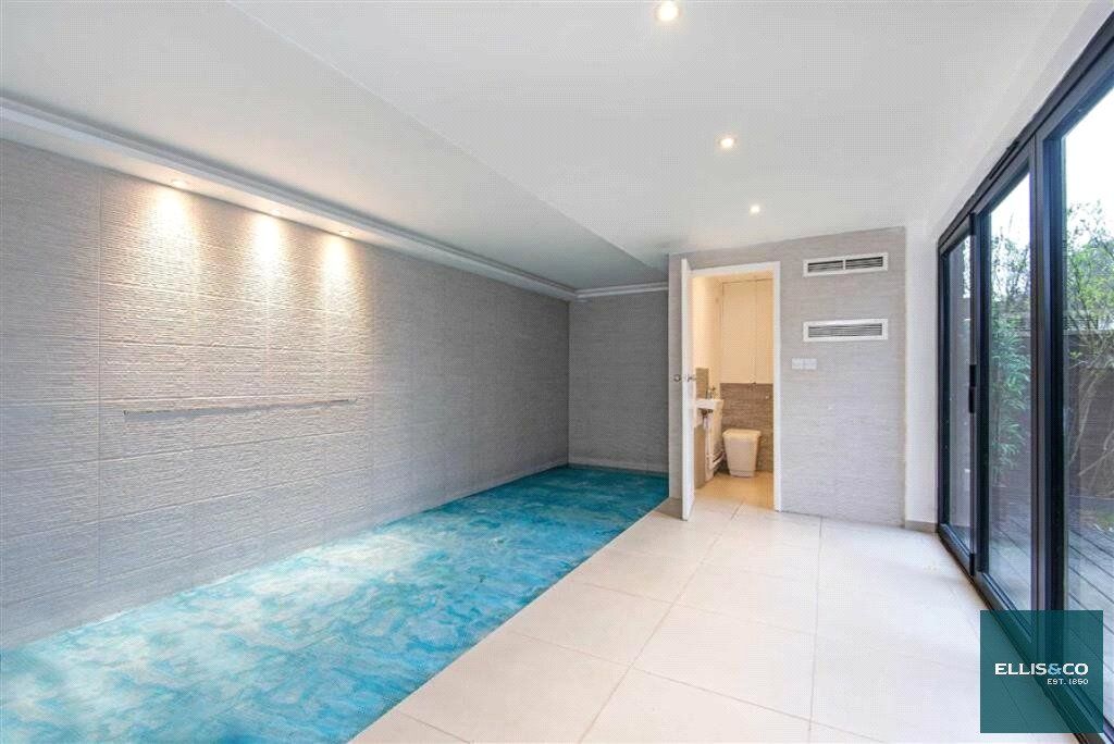 Property photo 3 of 12 Picture No. 20