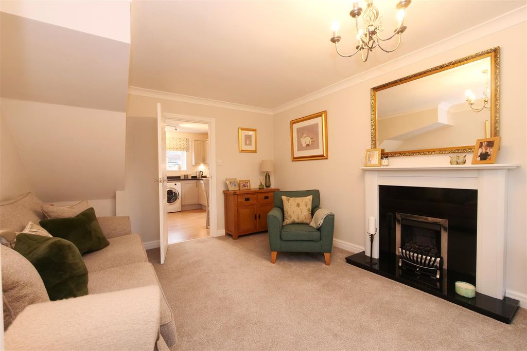 Property photo 3 of 13 Blurred2.Jpg