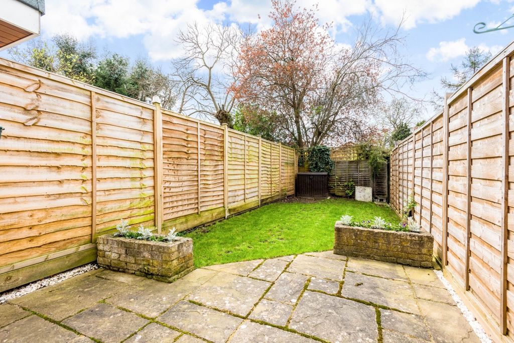 Property photo 3 of 11