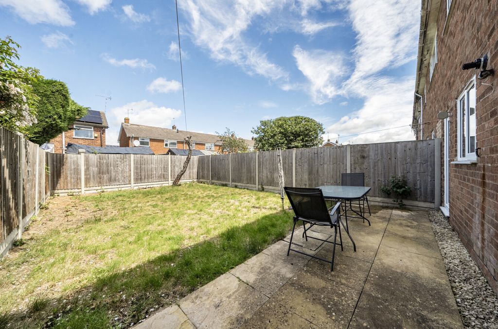 Property photo 2 of 16 1477475-3-6A2Bf37...