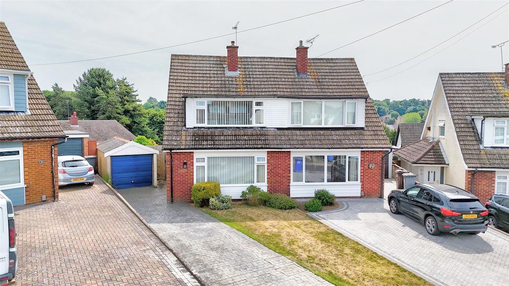 Property photo 1 of 12 Dji_20250620103100_0819_D_Interior 4.Jpg