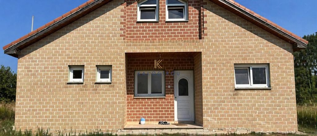 Property photo 1 of 5