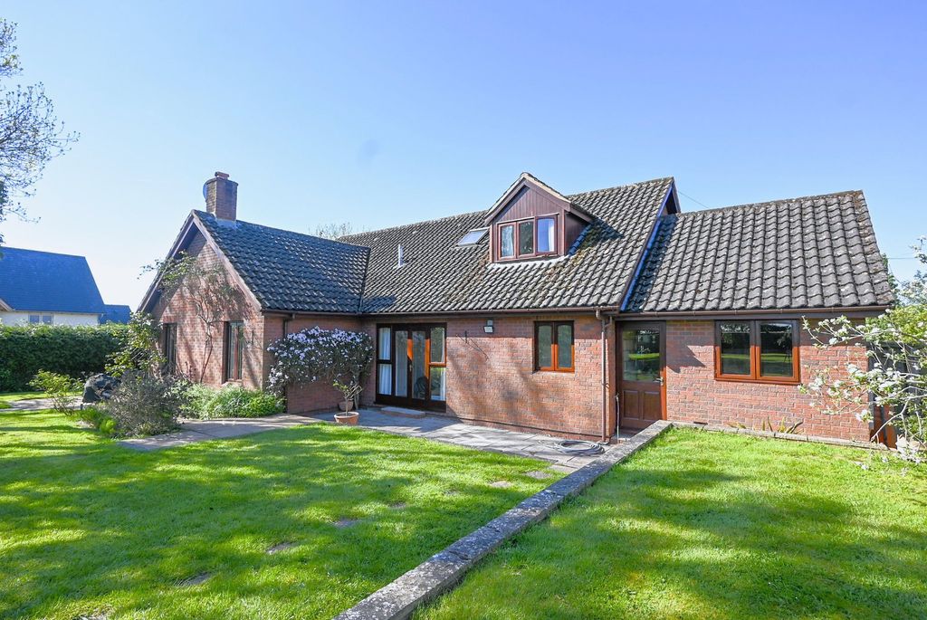 Property photo 1 of 26