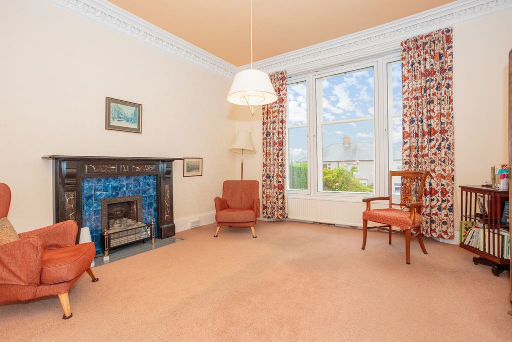 Property photo 3 of 60 Sitting Room