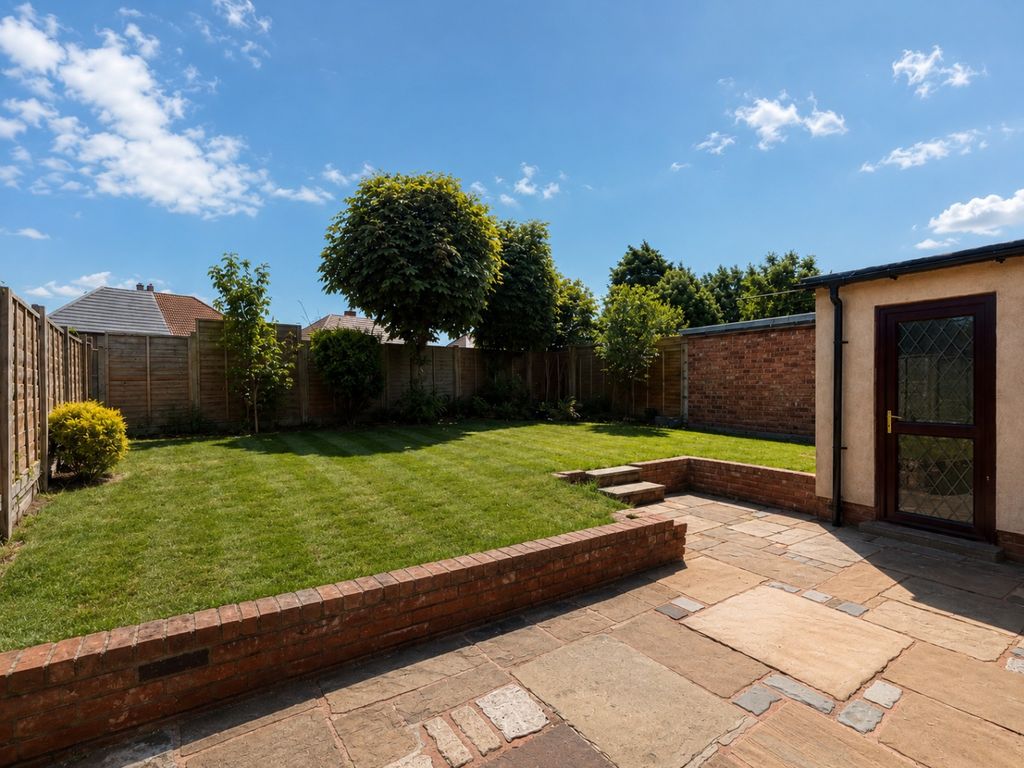 Property photo 3 of 17 5335693