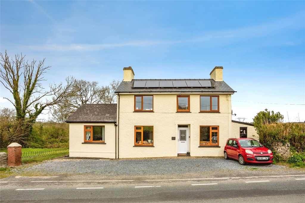 Property photo 1 of 33 Picture No. 53