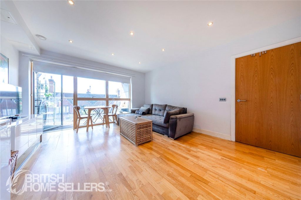 Property photo 2 of 12 Picture No. 05