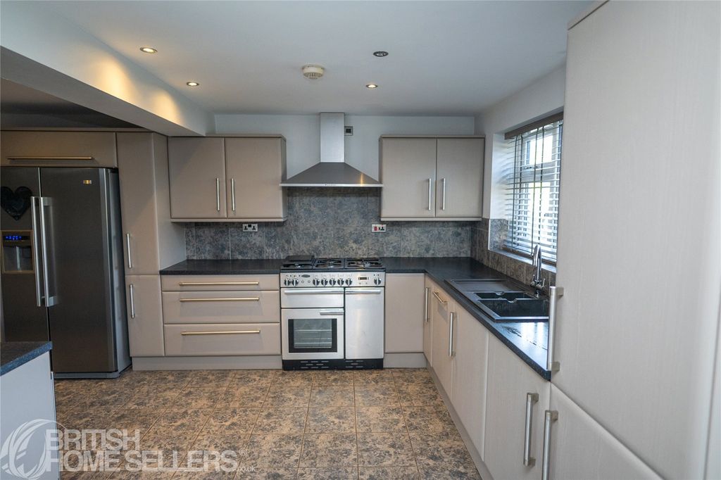 Property photo 3 of 20 Picture No. 08