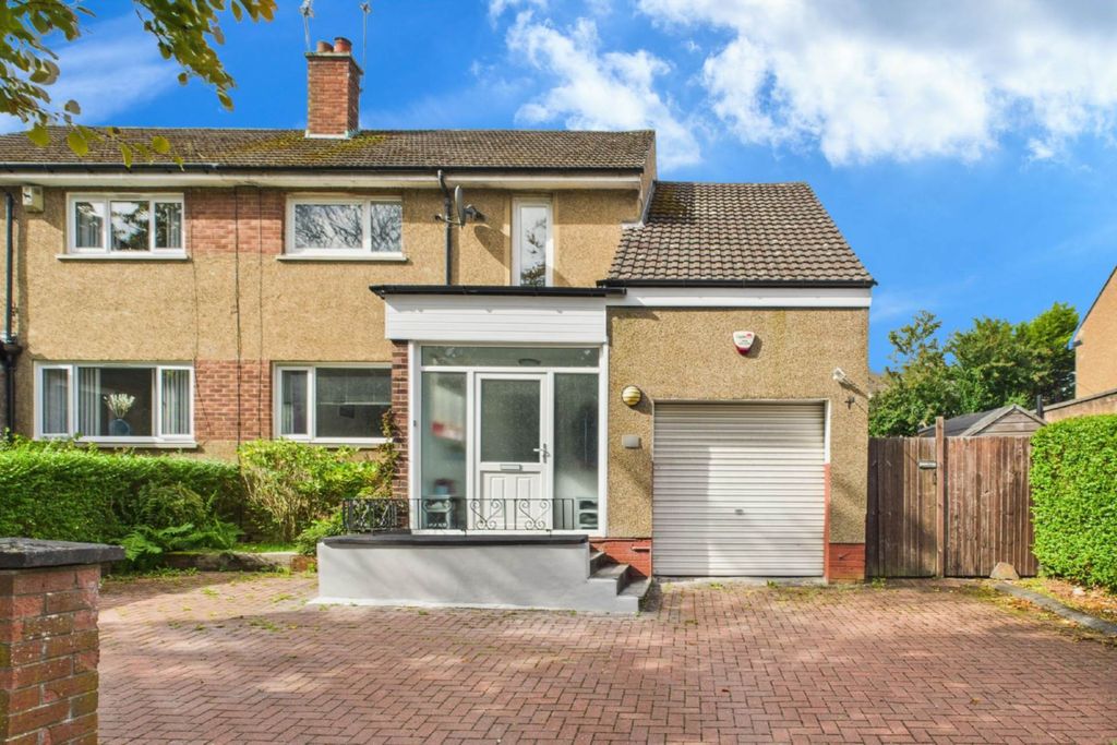 Property photo 1 of 28