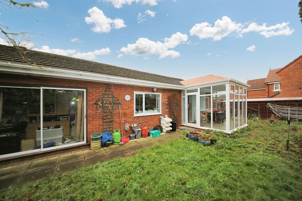 Property photo 2 of 24