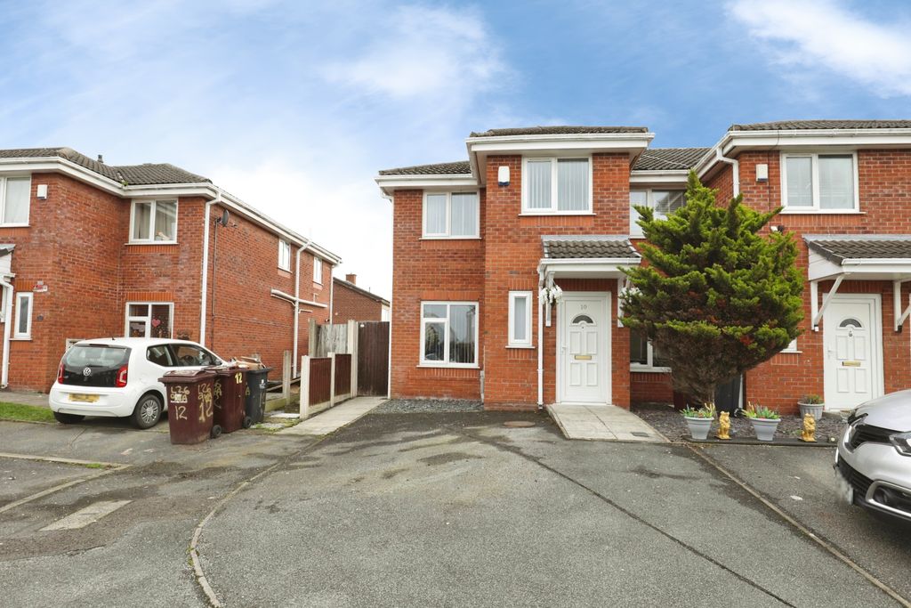 Property photo 1 of 15 Front