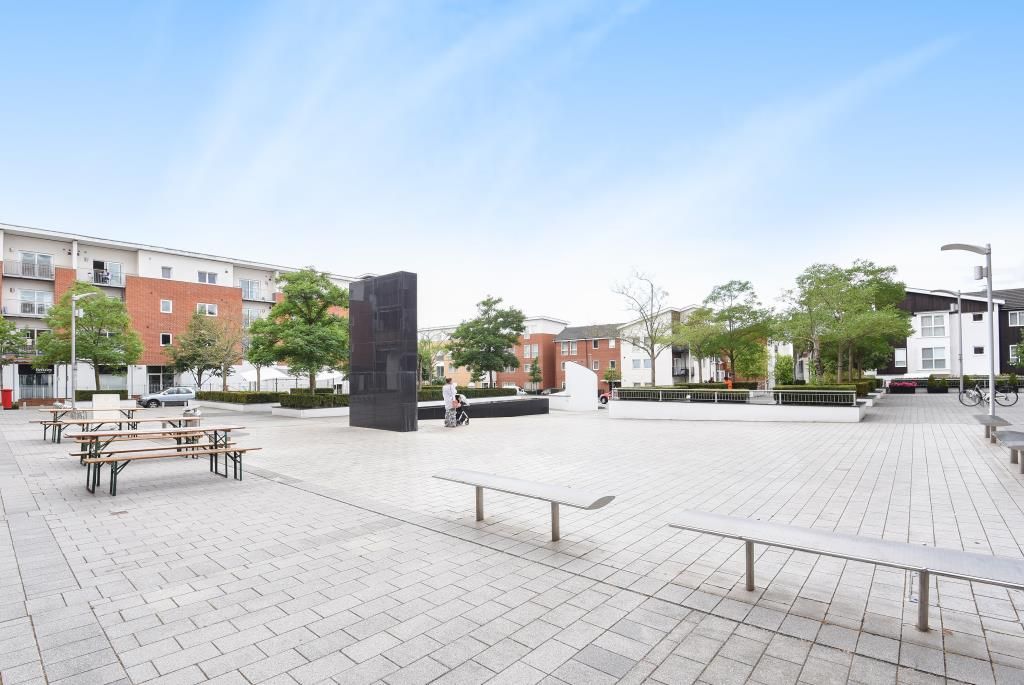 Property photo 3 of 7 External