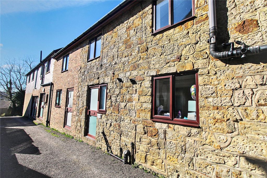 Property photo 1 of 13 Picture No. 02