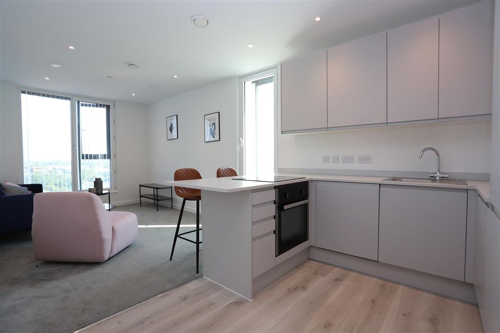 Property photo 2 of 12